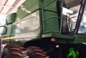 Colheitadeira John Deere 9570 STS