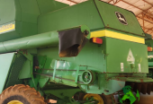 Colheitadeira John Deere 1550