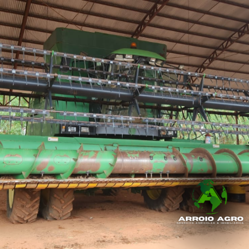 Colheitadeira John Deere 1550