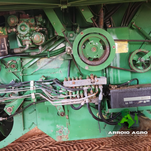 Colheitadeira John Deere 1550