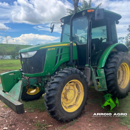 Trator John Deere 5078E