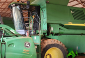 Colheitadeira John Deere 1550