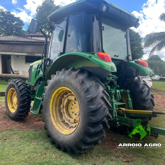 Trator John Deere 5078E CÓD. 0339