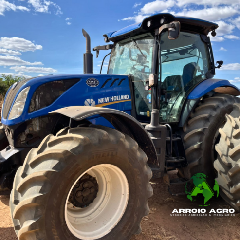 TRATOR NEW HOLLAND T7 260