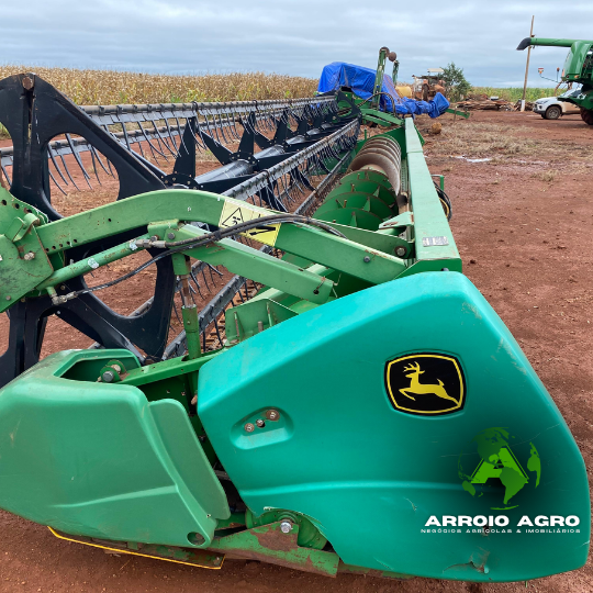 COLHEITADEIRA JOHN DEERE 9670 STS CÓD. 0330
