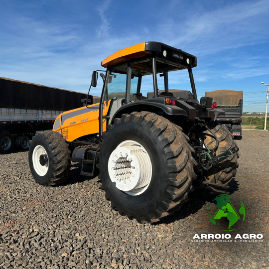 TRATOR VALTRA BH185i CÓD. 0346