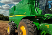 COLHEITADEIRA JOHN DEERE S680