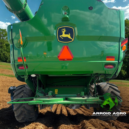 COLHEITADEIRA JOHN DEERE S680 CÓD. 0332