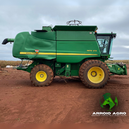 COLHEITADEIRA JOHN DEERE 9670 STS CÓD. 0330