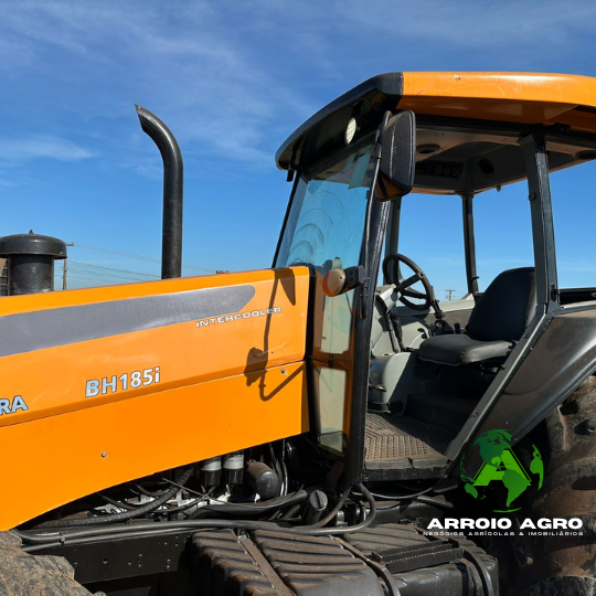 TRATOR VALTRA BH185i CÓD. 0346