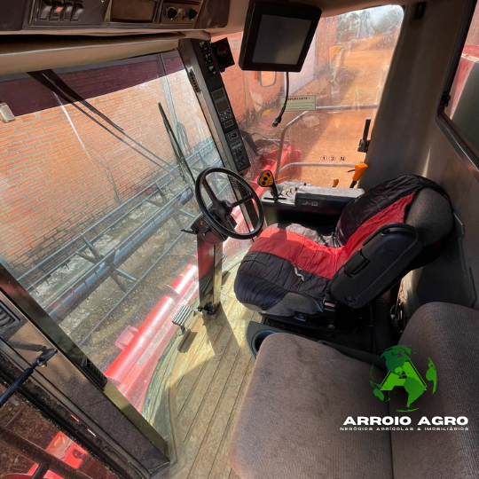 COLHEITADEIRA CASE IH 2399 AFS CÓD. 0327