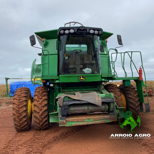 COLHEITADEIRA JOHN DEERE 9670 STS CÓD. 0330