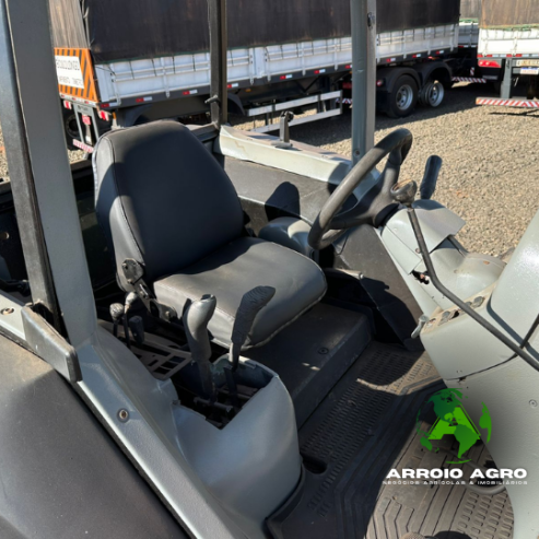TRATOR VALTRA BH185i