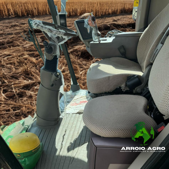 COLHEITADEIRA JOHN DEERE S680 CÓD. 0332