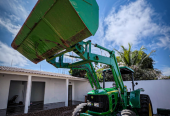 TRATOR JOHN DEERE 6110E