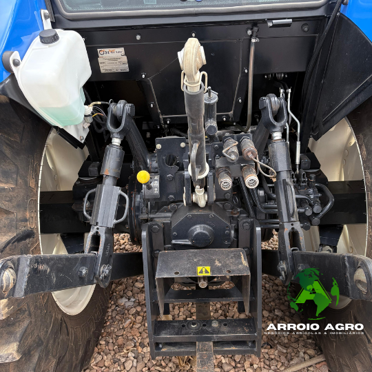 TRATOR NEW HOLLAND TL5.100 CÓD. 0345