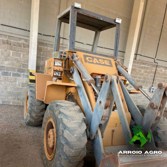 PÁ CARREGADEIRA CASE IH W20B CÓD.0362