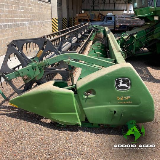 COLHEITADEIRA JOHN DEERE CÓD. 0365
