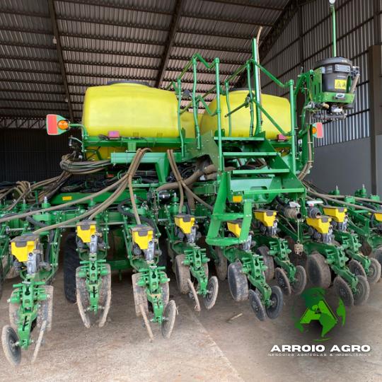 PLANTADEIRA JOHN DEERE CÓD. 0366