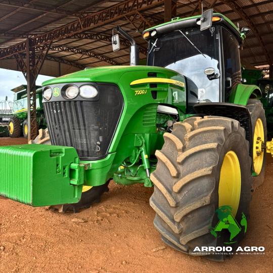 TRATOR JHON DEERE 7200J CÓD. 0367