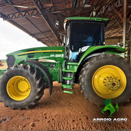 TRATOR JHON DEERE 7200J CÓD. 0367