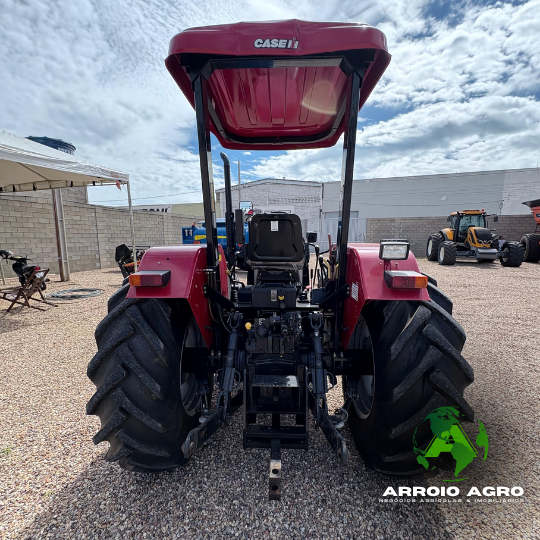 Trator Case IH Farmall 80 CÓD. 0399
